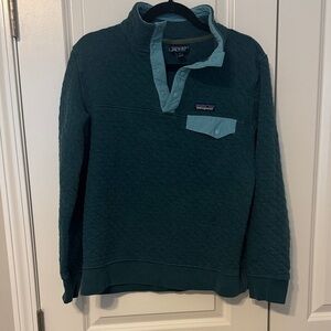 Patagonia Quilted Pullover in Deep Teal with Light Teal Trim
